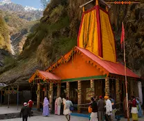 Yamunotri Temple view 2